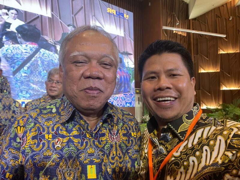 Bupati Sambas Satono bertemu Menteri PUPR, Rabu (7/12/2022) di Jakarta.