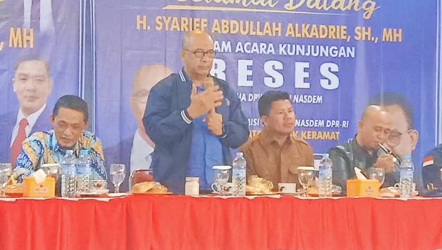 Syarif Abdullah Alqadri Anggota DPR RI menyerap aspirasi Masyarakat Kabupaten Sambas, Senin (26/12/2022).