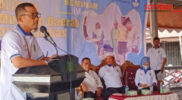 Kadisdikbud Kabupaten Sambas Samekto Hadi Suseno saat membuka seminar