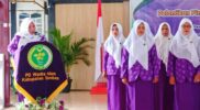 Ketua Wilayah Wanita Islam Kalbar Desi Arisanty melantik PDWI Kabupaten Sambas