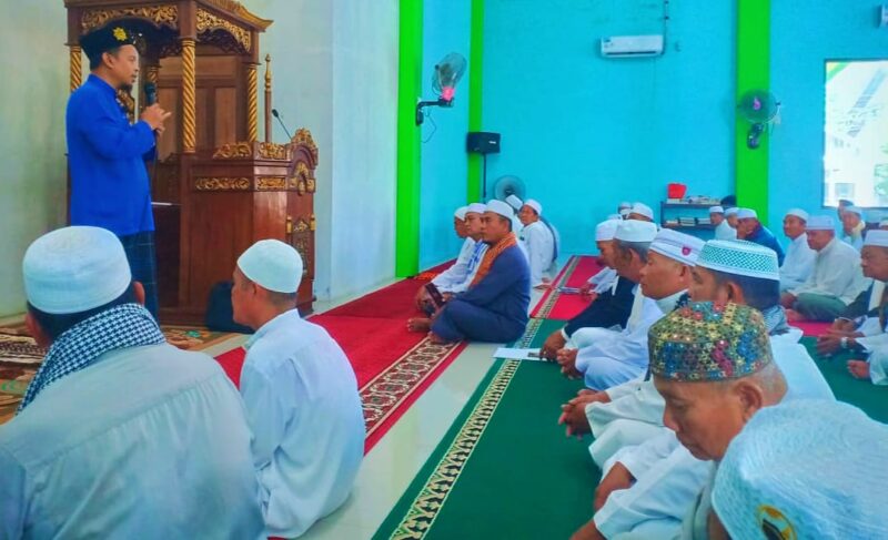 Misni Safari menyampaikan progres Masjid 1001 Kubah yang saat ini masih dalam tahap pembebasan lahan, Jumat (30/12/2022).