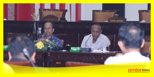 DPRD Kabupaten Sambas menggelar Rapat Dengar Pendapat, Selasa (17/1/2023) di Ruang Sidang Utama Kantor DPRD Sambas.