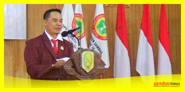 Ketua DPD PPNI Kabupaten Sambas Marzinni saat menyampaikan aspirasi perawat Kabupaten Sambas, Rabu (18/1/2023).