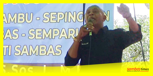 Ketua Komisi III DPRD Kabupaten Trisno pada peresmian Jalan Sungai Kelambu-Sepinggan