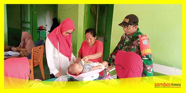 Koramil 1207-05 Pemangkat dampingi Posyandu melakukan penyuluhan KB, Selasa (14/2/2023).