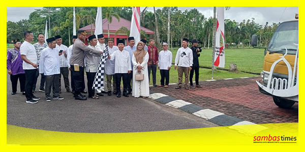 Bupati Sambas Satono melepas Pawai Taaruf menyambut Bulan suci Ramadan 1444 Hijriah, Minggu (19/3/2023).