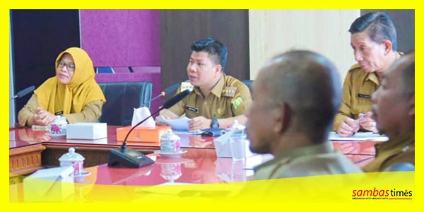 Bupati Sambas Satono memimpin rapat persiapan Safari Ramadan 1444 H di Kabupaten Sambas.