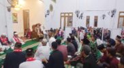 Ustadz Koh Dennis Lim dan Ustadzah Yunda Faisyah menyampaikan tausiyah pada Tabligh Akbar di Masjid Syahrul Mubarak
