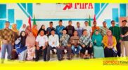 Pengurus PDM Kabupaten Sambas foto bersama pengurus PWM Kalbar