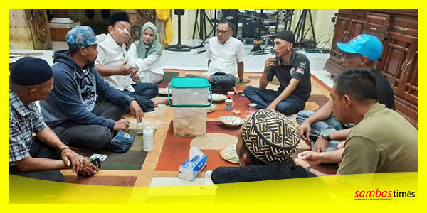 Wakil Ketua DPRD Sambas Ir H Arifidiar MH berdiskusi Wira Usaha bersama pemuda
