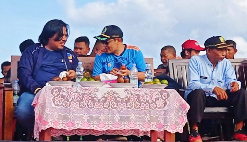 H Subhan Nur memberikan motivasi kepada peserta Grand Final Turnamen Sepakbola Subhan Nur Cup 2023, Sabtu (13/5/2023).