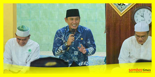 Wakil Bupati Sambas Fahrur Rofi menghadiri Halal Bihalal dan Sunatan Masal IPHI Kecamatan Subah, Kamis. (11!5/2023).