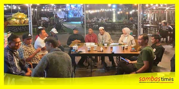 Ketua Komisi IV DPRD bersama Disdikbud Kabupaten Sambas Hadiri Silaturahmi Musisi Kabupaten Sambas, Jumat (16/6/2023) malam.