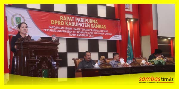 Prantika menyampaikan PU Fraksi Partai Golkar, Senin (13/6/2023) di Ruang Sidang Utama Kantor DPRD Sambas.