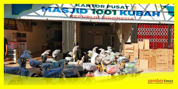Hadiah Pawai Muharram 1445 Hijriah terus bertambah di Kantor Pusat Masjid 1001 Kubah, Selasa (18/7/2023) pagi.