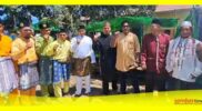 Kardiono bersama warga Desa Matang Danau, Kecamatan Paloh, Kabupaten Sambas