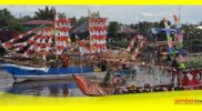 Suasana Parade Perahu Hias pada peringatan Tahun Baru Islam 1 Muharram 1445 Hijriah di Desa Tengguli