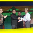 Bupati Sambas Satono pada kegiatan Temu Komunitas Bepakat se Paroki Sambas di Kecamatan Subah.