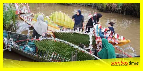 Persiapan Festival Sampan Hias untuk menyukseskan Napak Tilas Terusan Semparuk pada hari Kamis 24 Agustus 2023 besok.