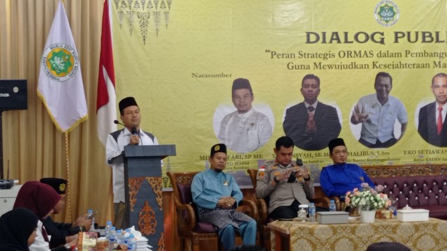 Ketua DPRD Sambas dalam sebutannya pada Dialog Publik yang di gelar MABM Kabupaten Sambas, Sabtu (30/9/2023).