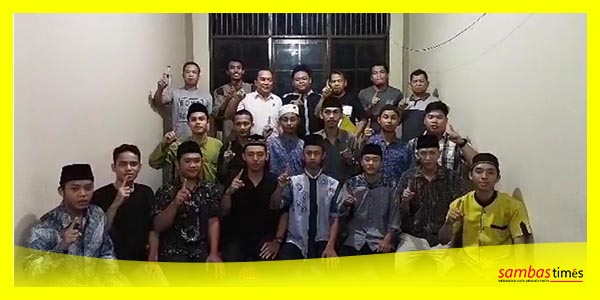 Misni Safari Ketua YSRM bersama pengurus AMKS Pantura di Pontianak. Kamis (21/9/2023).