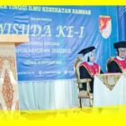Bupati Sambas Satono menyampaikan sambutan pada wisuda program Sarjana Stikes Sambas, Senin (16/10/2023).