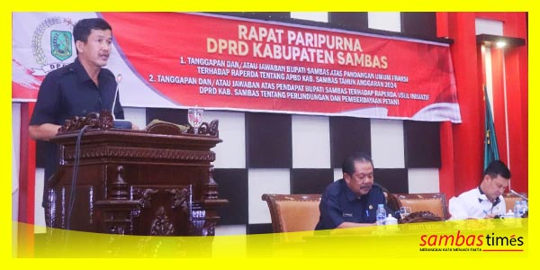 H Bahidin juru bicara Fraksi Golkar menyampaikan tanggapan pada paripurna DPRD, Kamis (26/10/2023).