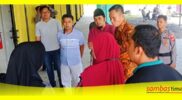 Ketua KPU Kalbar MS Budi meninjau kesiapan tempat penyimpanan logistik KPU Kabupaten Sambas