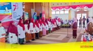 Pengukuhan Bunda Literasi se-Kabupaten Sambas oleh Bunda Literasi Kabupaten Sambas Hj Yunisa Satono
