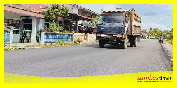 Jalan pelabuhan Sintete yang telah mulus diharapkan Wakil Ketua DPRD Sambas Suriadi menjadi sarana aktivitas ekonomi warga.