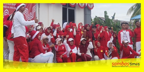 KSOP Sintete mengabadikan moment foto bersama usai senam merah putih, Jumat (16/8/2024).