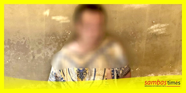 KD (40) Pelaku pembunuhan orang tua kandung yang berhasil diamankan Satreskrim Polres Sambas.
