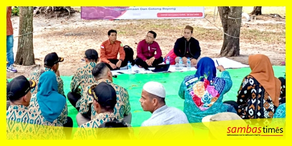 Pelaksana kegiatan Outdoor Pelatihan LKD Sebangun, Kecamatan Sebawi di Pantai Samudra Indah, Kabupaten Bengkayang, Kamis (29/5/2025).