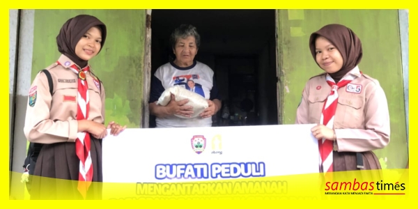 Gudep Bufati SMPN 1 Semparuk melaksanakan aksi bagi pangan di Desa Singaraya, Kecamatan Semparuk, Sabtu (15/6/2025).