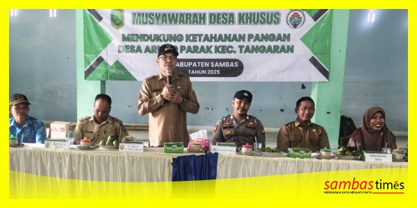 Camat Tangaran Suhut Firmansyah membuka Musdesus Ketahanan Pangan di Desa Arung Parak, Kecamatan Tangaran, Senin (14/7/2025).