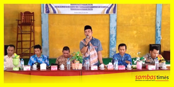 Sekcam Tangaran Endi Kurniawan memberikan arahan pada Musdes Penyusunan RKPDes Semata, Tahun 2026 di Aula Desa Semata, Kamis (31/7/2025).