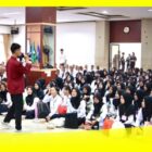 Sebanyak 770 Mahasiswa Baru Poltesa mengikuti masa orientasi yang disampaikan pemateri pada PKKBM TA 2025/2026 di Kampus Poltesa, Senin (19/8/2025).
