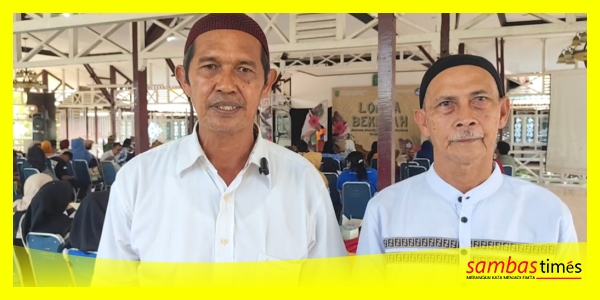 Tan Aminardi dan Juhaidi, Guru SMP Negeri 8 Sambas, saat menyaksikan Lomba Bekesah, di Pendopo Bupati Sambas, Komplek Museum Daerah Sambas, Rabu (24/9/2025).
