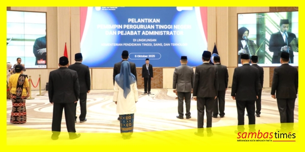 Suasana pelantikan Direktur Poltesa bersama pimpinan PTN dan Pejabat Administrator di lingkungan Kemdiktisaintek RI, di Graha Diktisaintek Lantai 2 Jakarta, Senin (6/10/2025).
