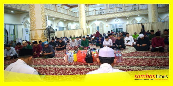 Peringatan Malam Nisfu Sya’ban yang dihadiri Wakil Bupati Sambas Heroaldi di Masjid Babul Jannah, Sambas, Senin (02/02/2026).