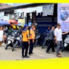 BPBD Kabupaten Sambas dan Satpol PP mengkampanyekan Cegah Karhutla di Tengah El Nino kepada masyarakat Pasar Rabu, Kecamatan Galing, Rabu (22/04/2026).
