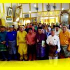 Ketua MABM terpilih, Anwari mengabadikan foto bersama pada pelaksanaan Musda MABM Kabupaten Sambas, di Istana Alwatzikhoebillah Kesultanan Sambas, Sabtu (23/5/2026).