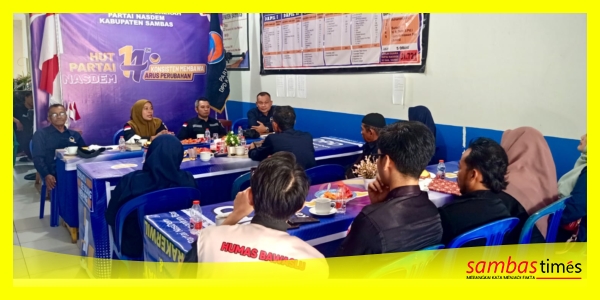 Ketua Bawaslu Kabupaten Sambas, Yesi Mayasanti, didampingi Syiki Heri anggota Bawaslu pada kunjungan ke DPD Nasdem Kabupaten Sambas, Kamis (4/6/2026).