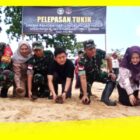 Danrem 121 ABW, Brigjen TNI Purnomosidi Melepas Tukik, Sabtu (6/6/2026) di Temajuk, Kecamatan Paloh.