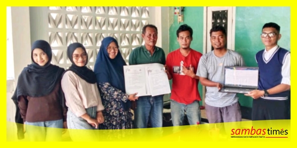 Dosen dan Mahasiswa Prodi AKP bersama PT Mitra Usaha Makmur mengabadikan foto bersama pada kegiatan PBL belum lama ini di Mempawah.