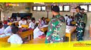 Satgas Pamtas RI-PNG Yonif 645 Gty Pos Napua Jadi Tendik di SDN Gunung Susu