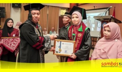 Wisuda Poltesa