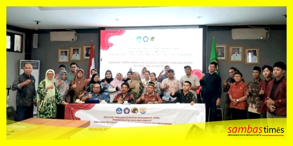 Tim PKM Poltesa mengabadikan momen foto bersama usai kegiatan Edukasi Perpajakan KMP di Aula di Aula Bumi Bertuah Kantor Walikota Singkawang. 13 Agustus 2026 lalu.