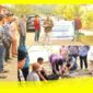 Pelatihan penguatan ekosistem industri halal di tingkat masyarakat oleh Tim PKM Poltesa dengan menghadirkan Ketua MUI Kabupaten Sambas sebagai Narasumber. 