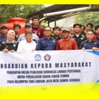 Tim PKM Poltesa bersama Poktan Langgir Jaya, Desa Sungai Serabek pad kegiatan Penerapan Mesin Biomassa, Jumat, (11/9/2026).